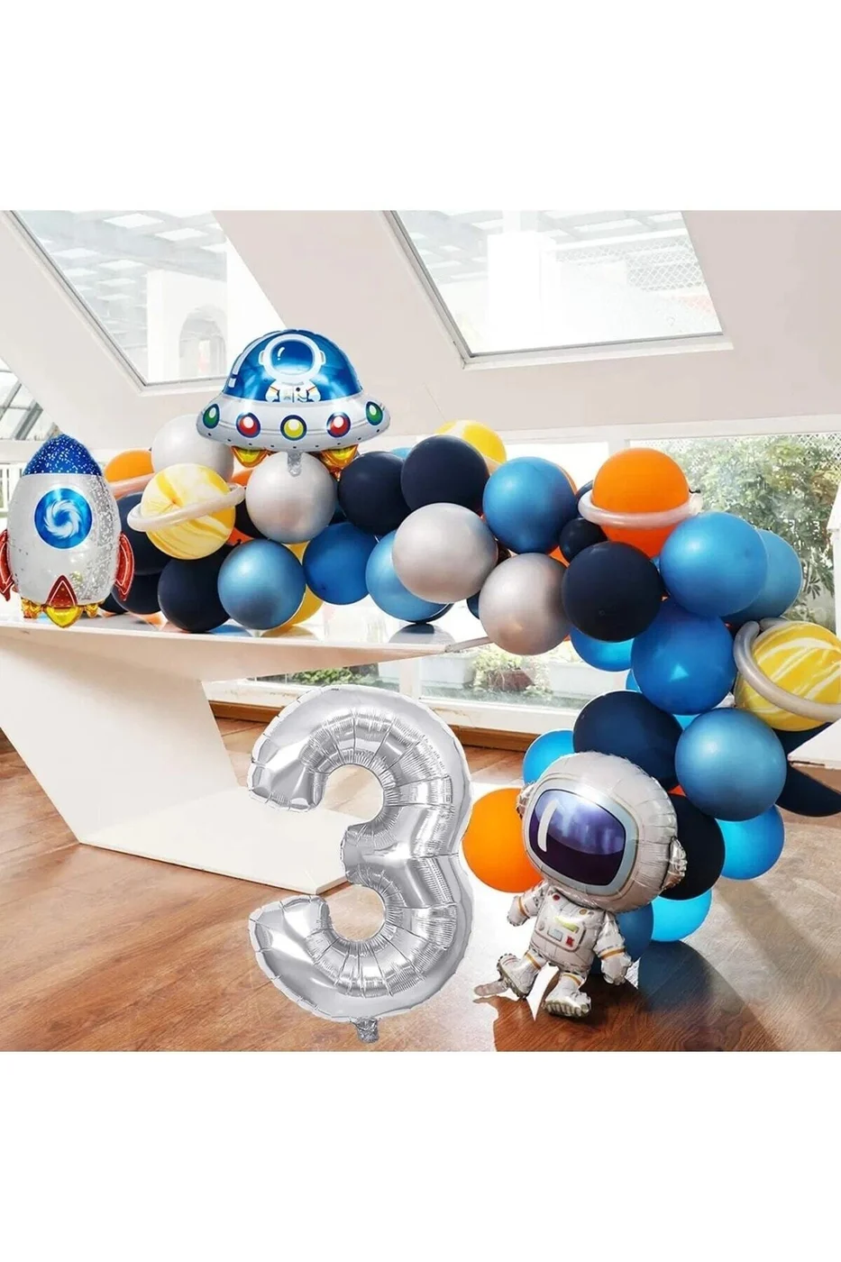 Uzay Temalı Doğum Günü Seti 3 Yaş; 4 Adet Folyo, 50 Lateks Balon, Banner, Balon Zinciri, Balon Bandı gorsel 4