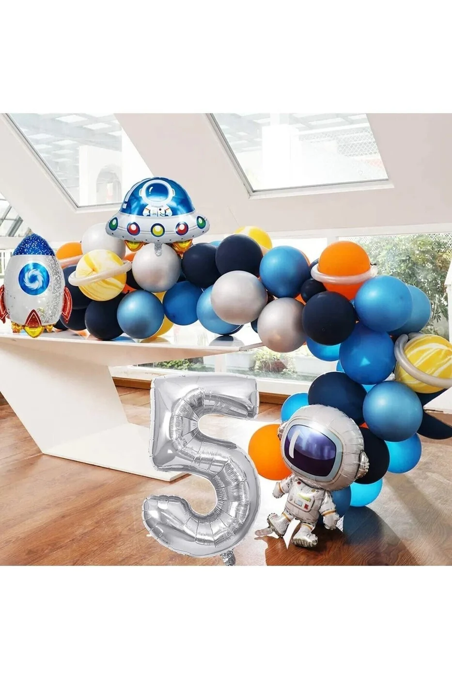 Uzay Temalı Doğum Günü Seti 5 Yaş; 4 Adet Folyo, 50 Lateks Balon, Banner, Balon Zinciri, Balon Bandı gorsel 4