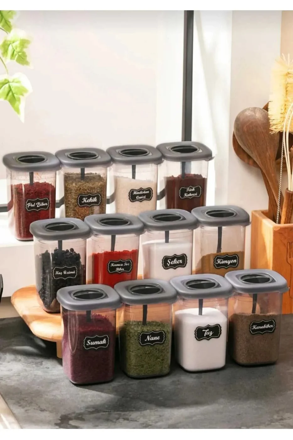 Etiketli 12'li 450ml  Kendinden Kaşıklı Kilitlenebilir Kapaklı Baharatlık Seti gorsel 5